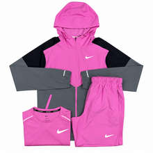 Nike Sets Supplier